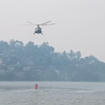 जंगलों में लगी आग को बुझाने के लिए सेना के एमआई-17 हेलीकॉप्टर्स की मदद