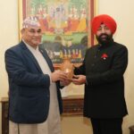 राज्यपाल ले.ज. गुरमीत सिंह से की नेपाल के पश्चिम प्रांत के सीएम कमल बहादुर शाह ने मुलाकात
