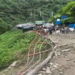 केदारनाथ में दर्दनाक हादसा, पहाड़ी से गिरा मलबा, 2 लोगों की मौत