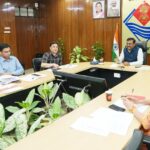 मुख्य सचिव ने ली उत्तराखण्ड नागरिक उड्डयन की समीक्षा बैठक