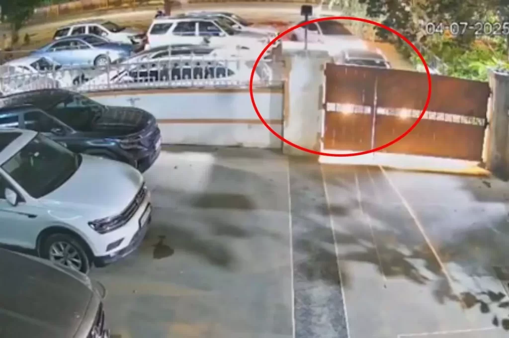 4725431-untitled-83-copy