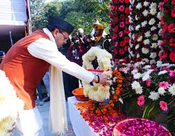 images - 2025-12-16T163144.407