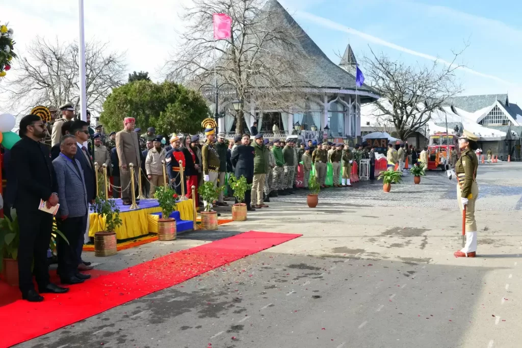 ad718805eb3ae3c7b63dba51e8341352