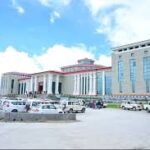 विधानसभा सत्र का तीसरा दिनः सड़क से लेकर सदन तक ‘घमासान’