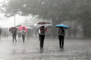 chances-of-rain-snowfall-in-himachals-tourist-spots_730X365