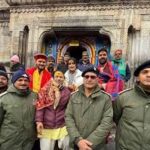 बाबा केदार के दरबार पहुंचे कैलाश खेर, दर्शन कर लिया आशीर्वाद