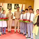 10वीं बोर्ड परीक्षा में उत्कृष्ट प्रदर्शन करने वाले मेधावियों को एसएसपी ने किया सम्मानित