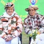 मंत्री रेखा आर्या ने हिमवीरों के साथ कदम से कदम मिलाकर किया योग