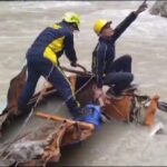अनियंत्रित होकर अलकनंदा नदी में समाया ट्रक, चालक की मौत