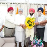 राज्यपाल गुरमीत सिंह से सिख प्रतिनिधिमंडल ने की भेंट