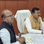 लगातार बारिश पर मुख्य सचिव ने दिए 24×7 निगरानी के निर्देश, चारधाम यात्रा और राहत कार्यों की समीक्षा