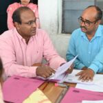 मतदान केंद्रों पर पहुंचे मुख्य निर्वाचन अधिकारी, एसआईआर प्रक्रिया और नोटिस सुनवाई का लिया जायजा
