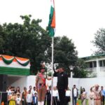 स्वतंत्रता दिवस पर मुख्य सचिव आनंद बर्द्धन ने शहीदों और स्वतंत्रता सेनानियों को किया नमन
