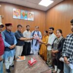 नियुक्ति प्रक्रिया में सहयोग पर एलटी अभ्यर्थियों ने भाजपा प्रदेश अध्यक्ष को दिया धन्यवाद
