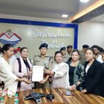 ‘वसूली अभियान मोर्चा’ की आपत्तिजनक पोस्ट के खिलाफ कांग्रेस कार्यकर्ताओं का आक्रोश, स्वाति नेगी संग एसएसपी कार्यालय पहुंचकर दी शिकायत
