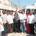 भूपतवाला में ऊंचे सीवर ढक्कनों से हादसे का खतरा, कांग्रेस का प्रदर्शन